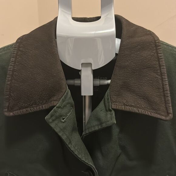 Lands' End Army Green Fisherman Core Chore/Barn Coat With Leather Collar - Picture 6 of 13